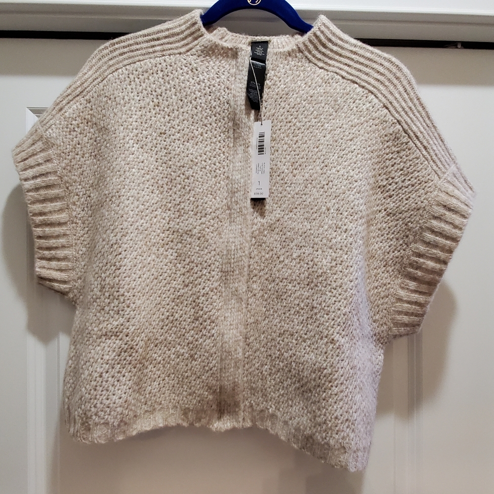 Black Label Cropped Cardigan